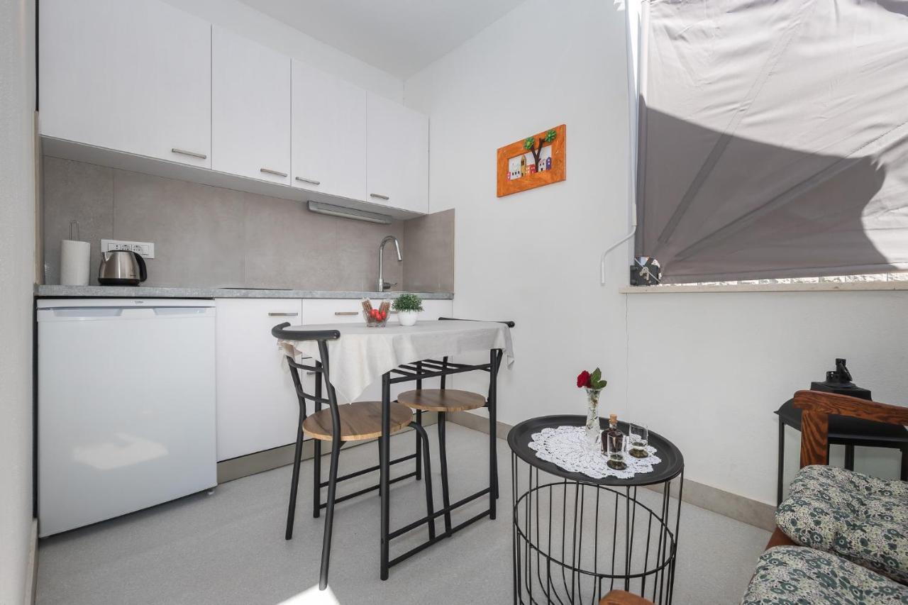 Apartment M&J スペタル エクステリア 写真