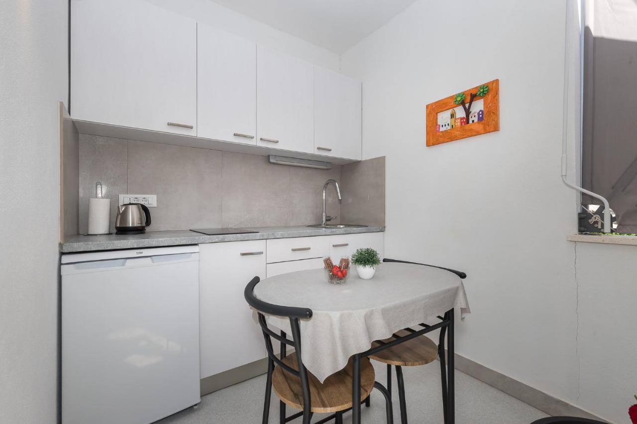 Apartment M&J スペタル エクステリア 写真