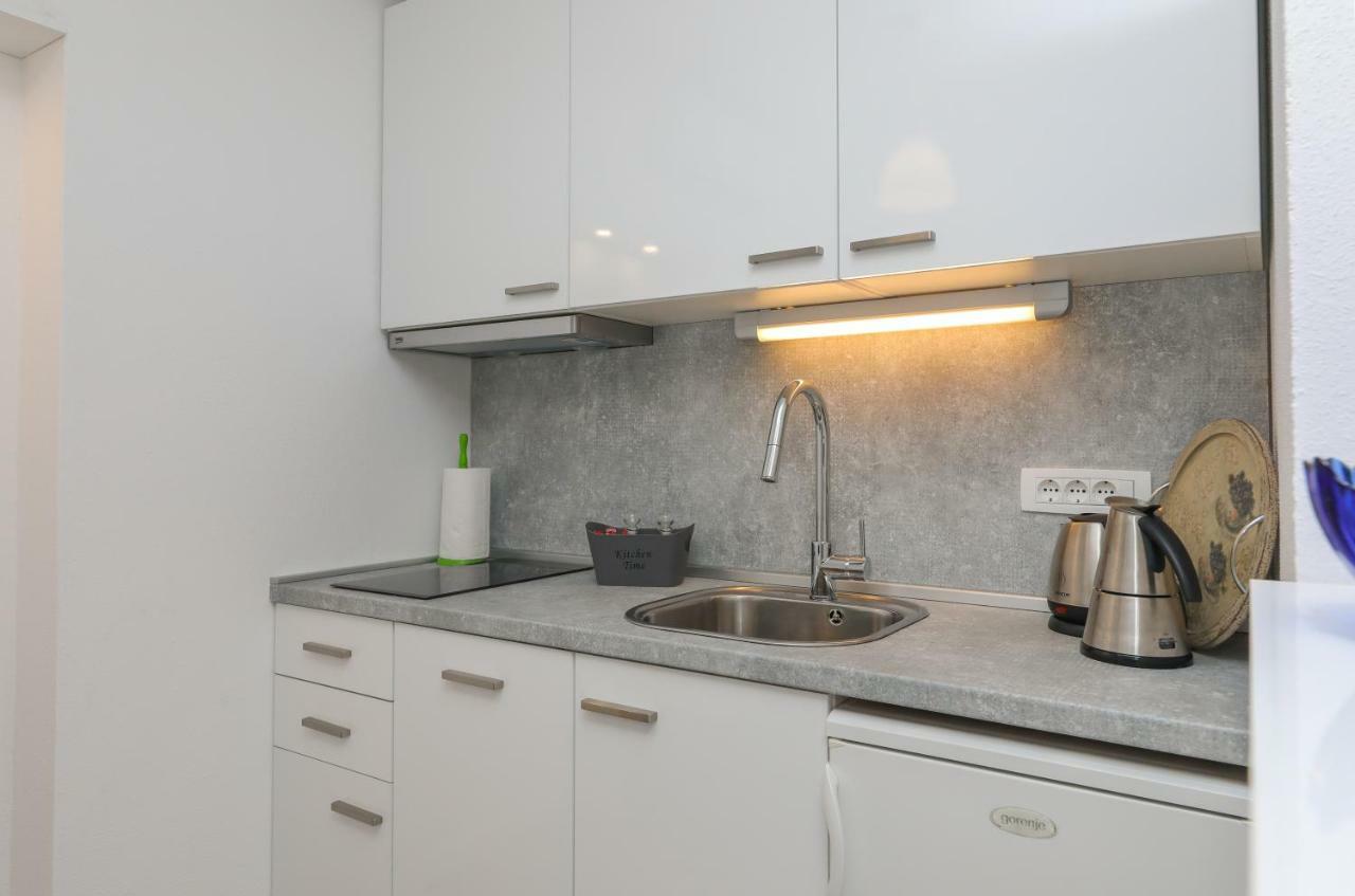 Apartment M&J スペタル エクステリア 写真